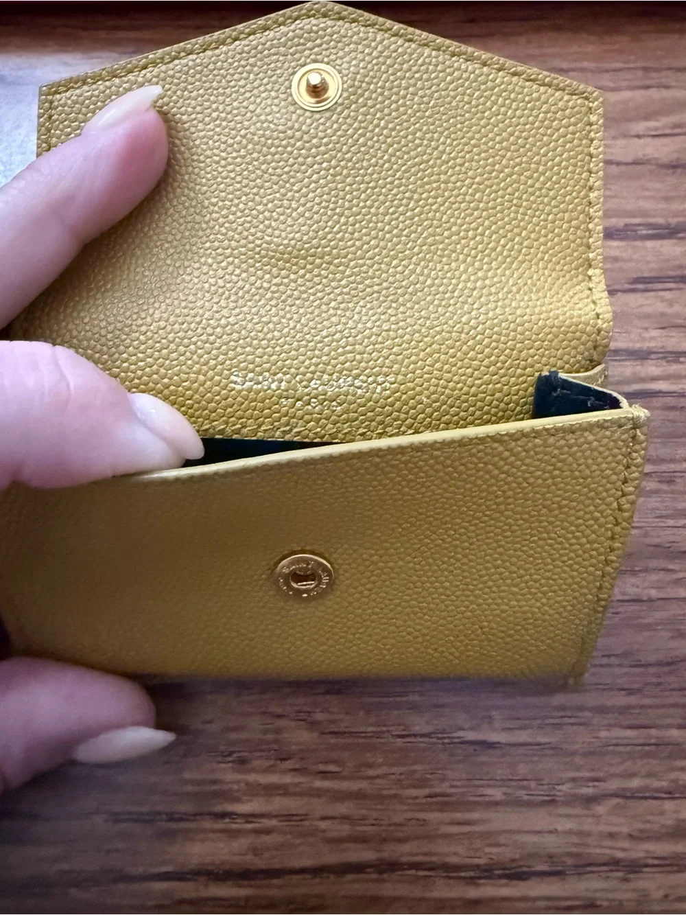 Saint Laurent Green Pebbled Leather Envelope Card Case with Gold YSL Logo - Picture 3 of 11